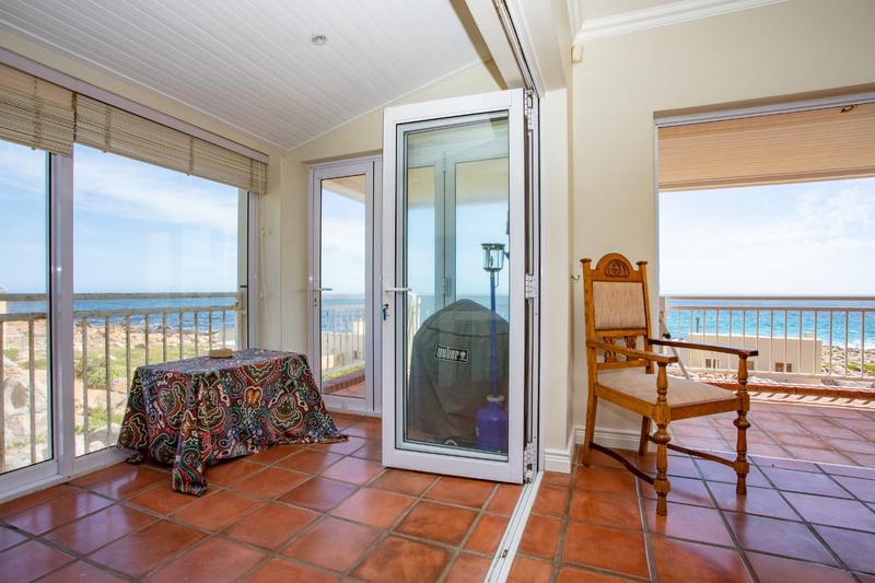 4 Bedroom Property for Sale in Bettys Bay Western Cape